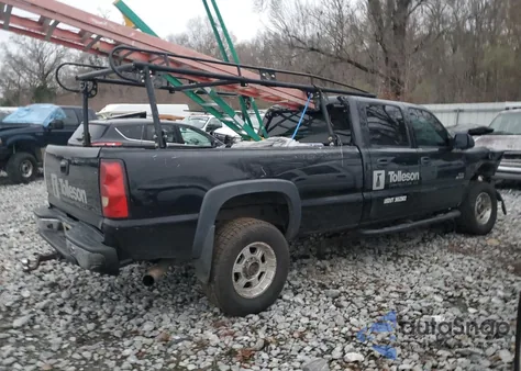 2005 Chevrolet Silverado K3500 из США, поврежденный, VIN 1GCHK33215F945667